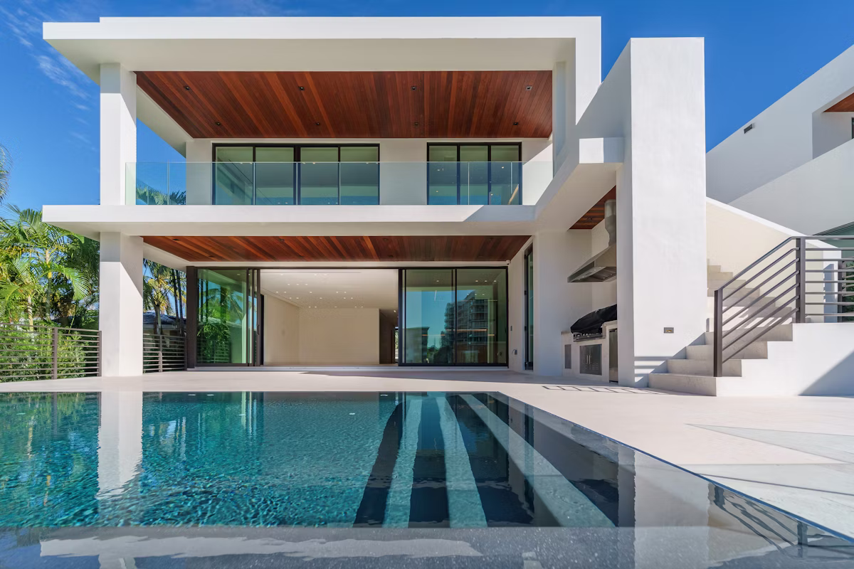 Luxury home — Michigan high net worth insurance